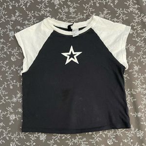 H&M star printed crop top